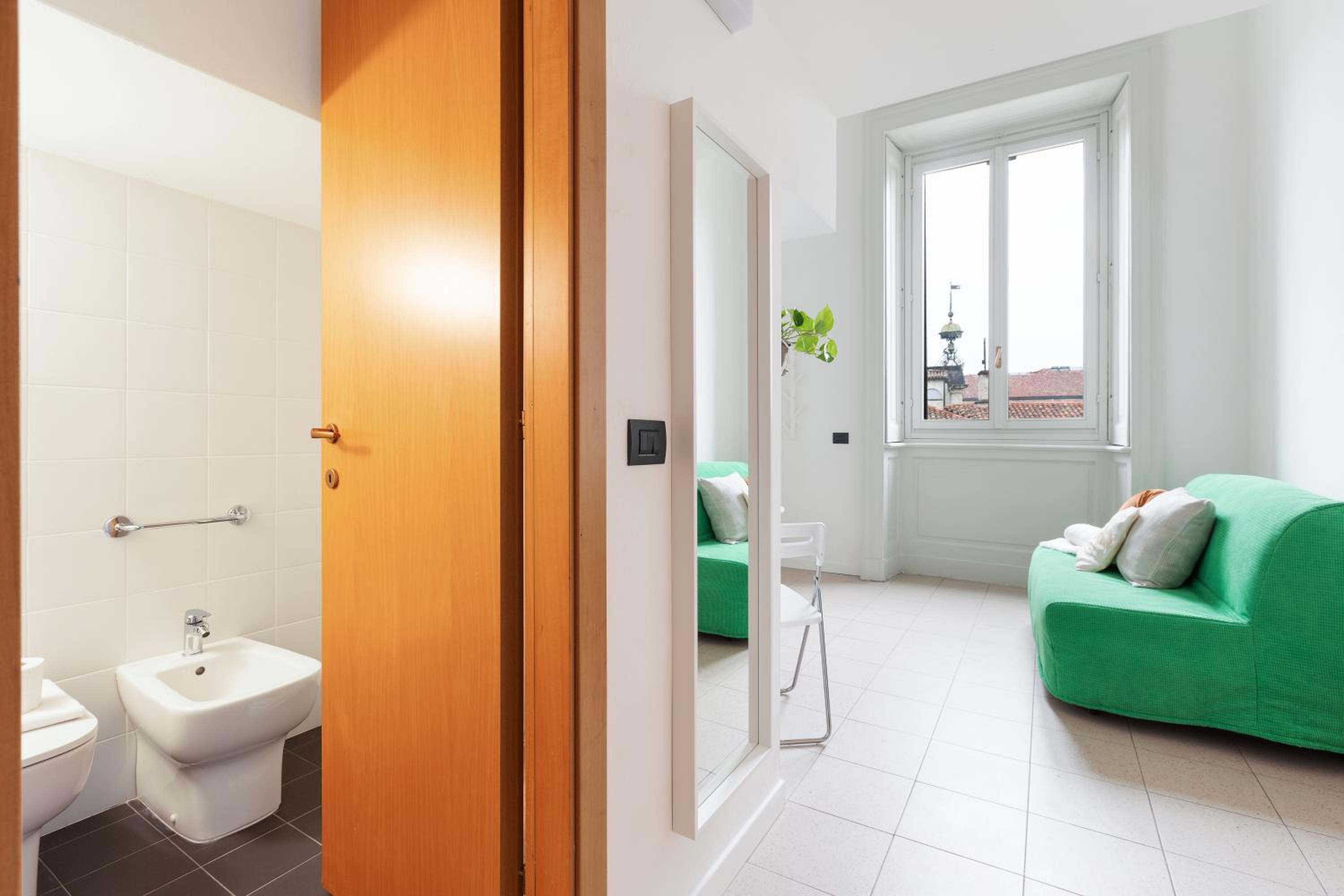 GuestHost - Central Studio APTS Milano-Corso Magenta