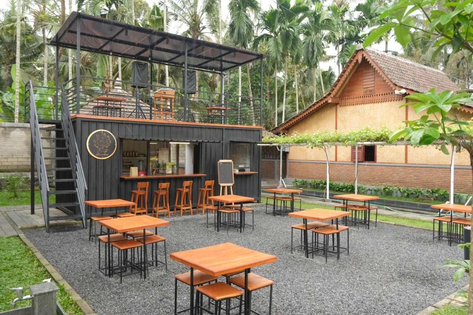Kayon Griya Osing Villa - Ijen view 4