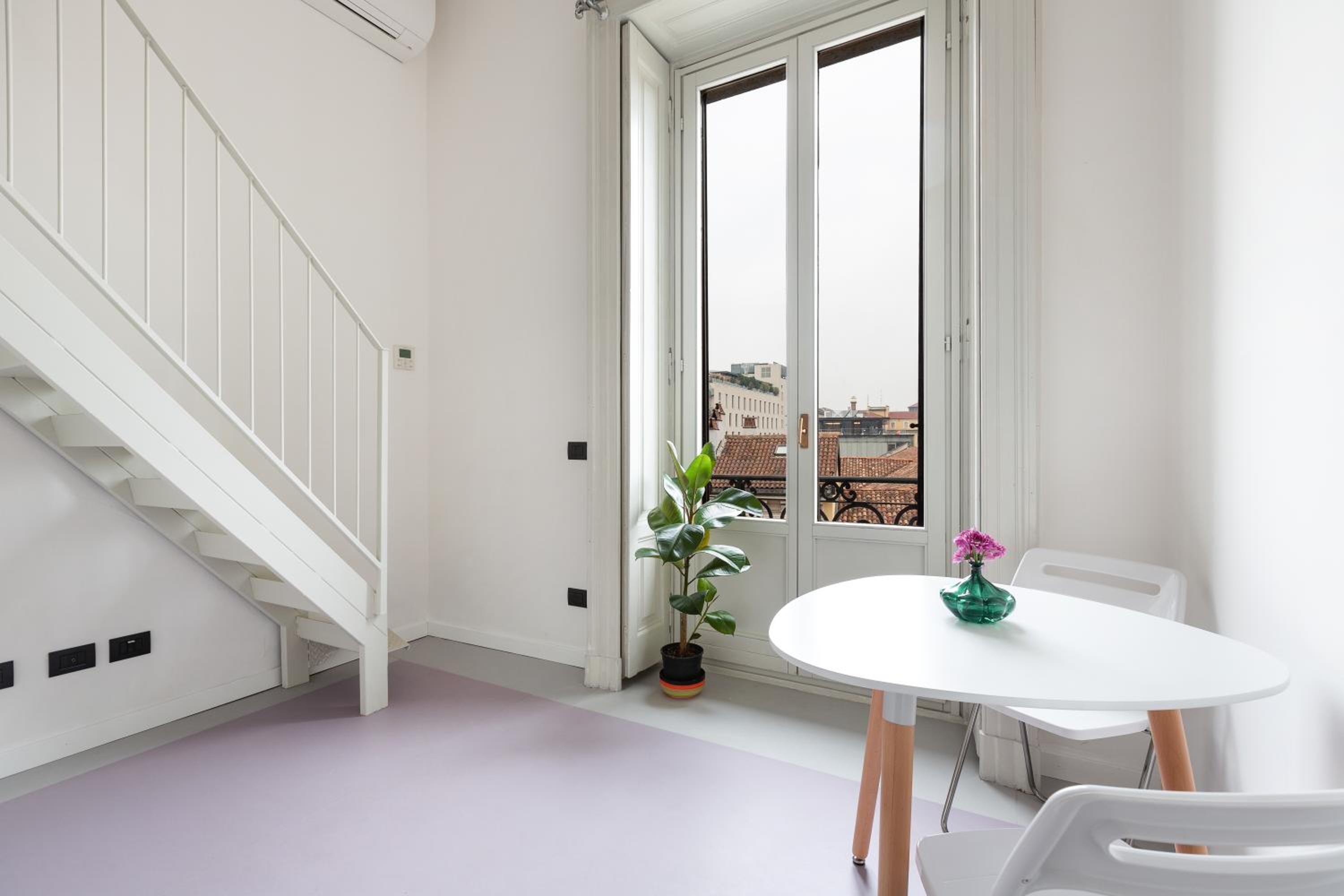 GuestHost - Central Studio APTS Milano-Corso Magenta