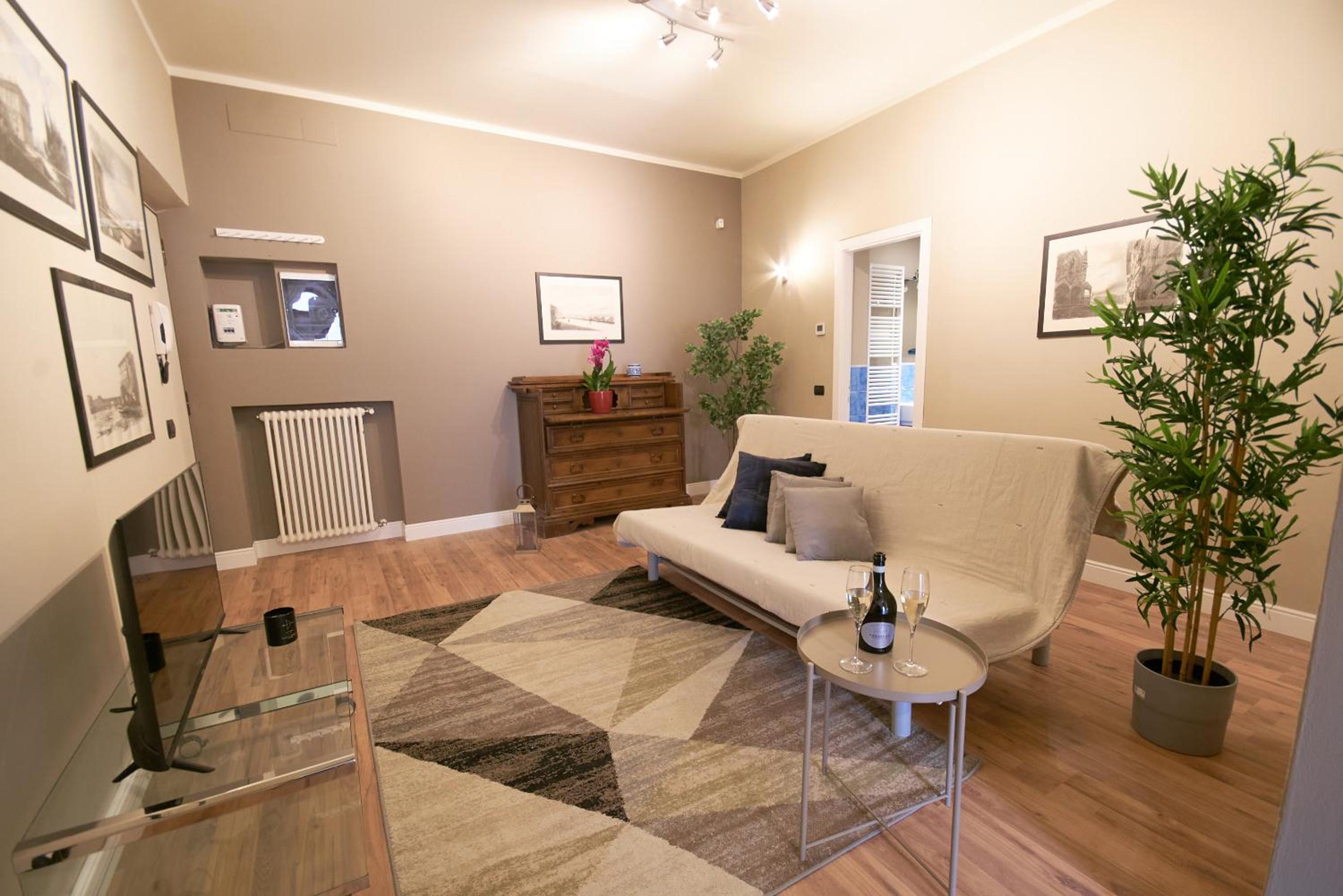 Florence Vacations - Red APT - Dolcevita Holiday - Property Image 1