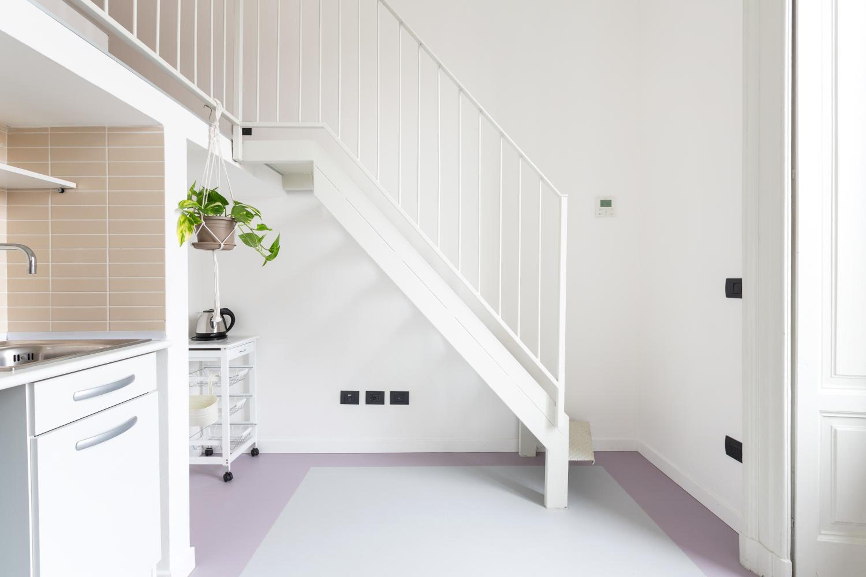 GuestHost - Central Studio APTS Milano-Corso Magenta