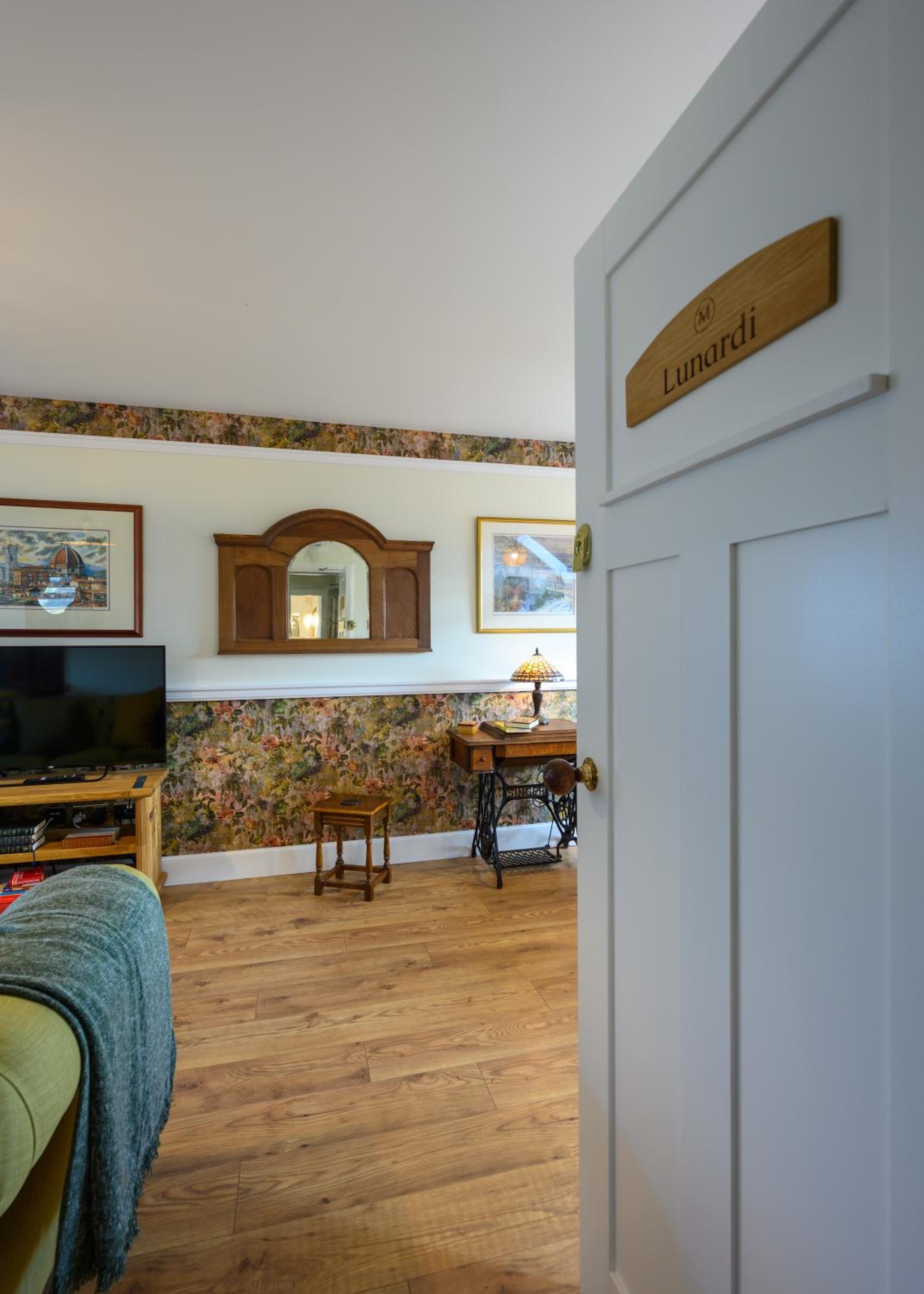 Meldrums Apartments