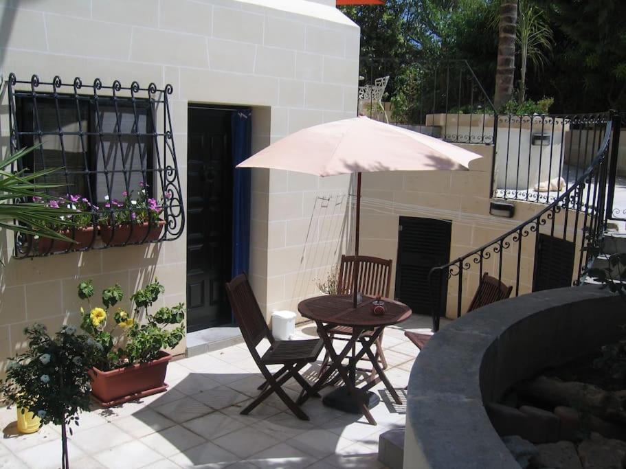 Photo 44