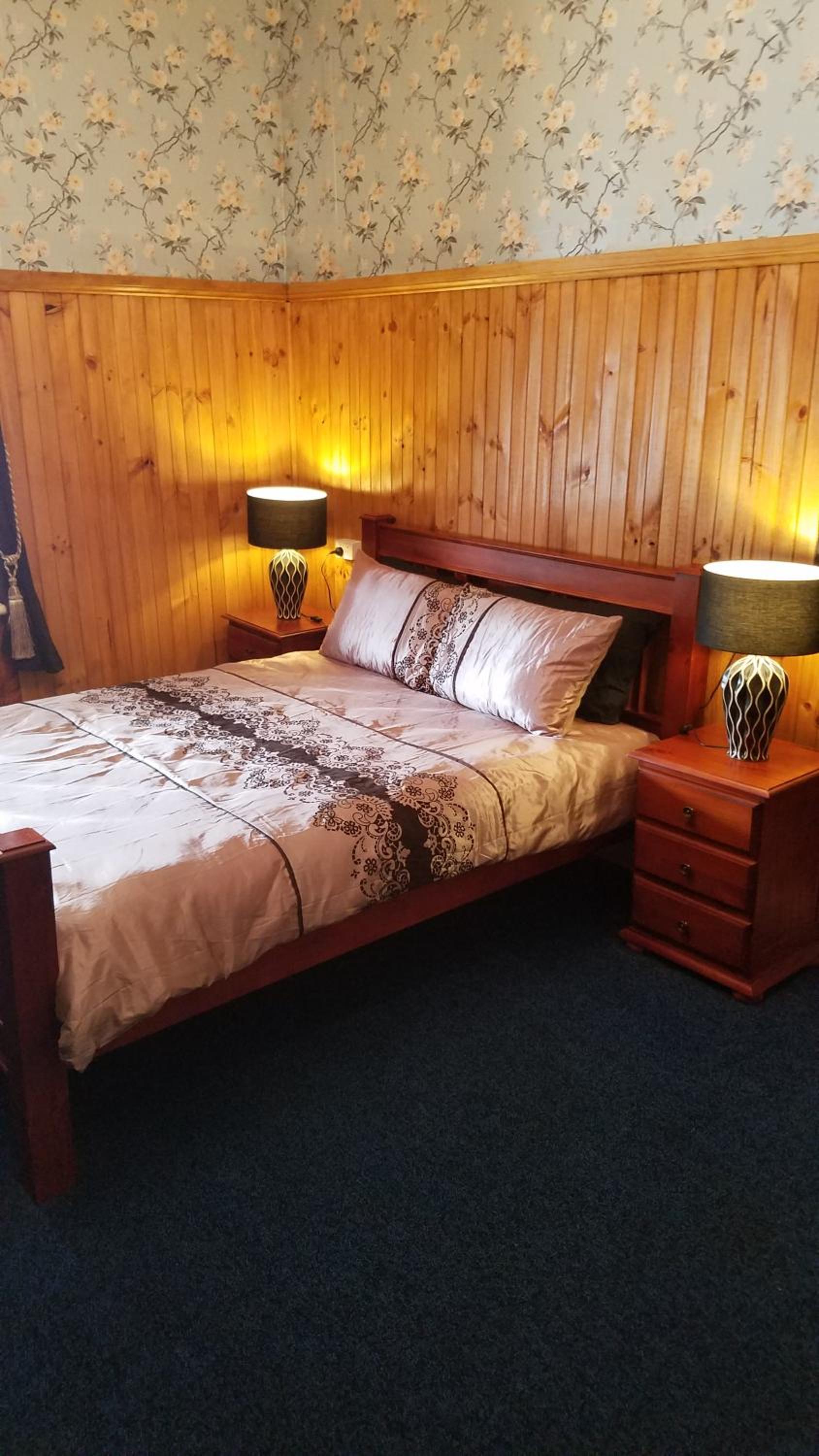 Hunters Hotel