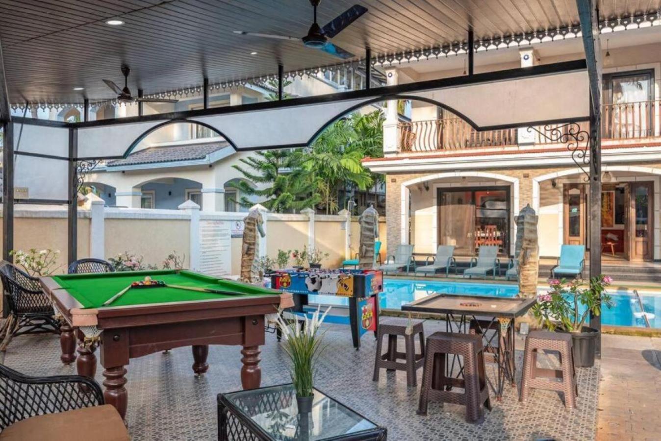 Private Luxury Home With Spacious Design view 2