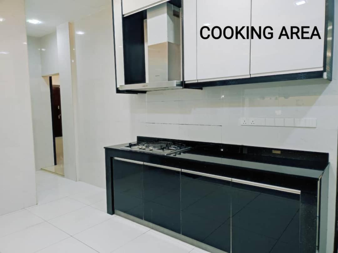 Bungalow cheras hijauan residence HomeStay 6 bedrooms photo 6