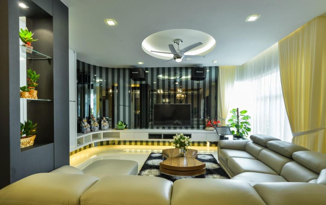 Bungalow cheras hijauan residence HomeStay 6 bedrooms photo 1