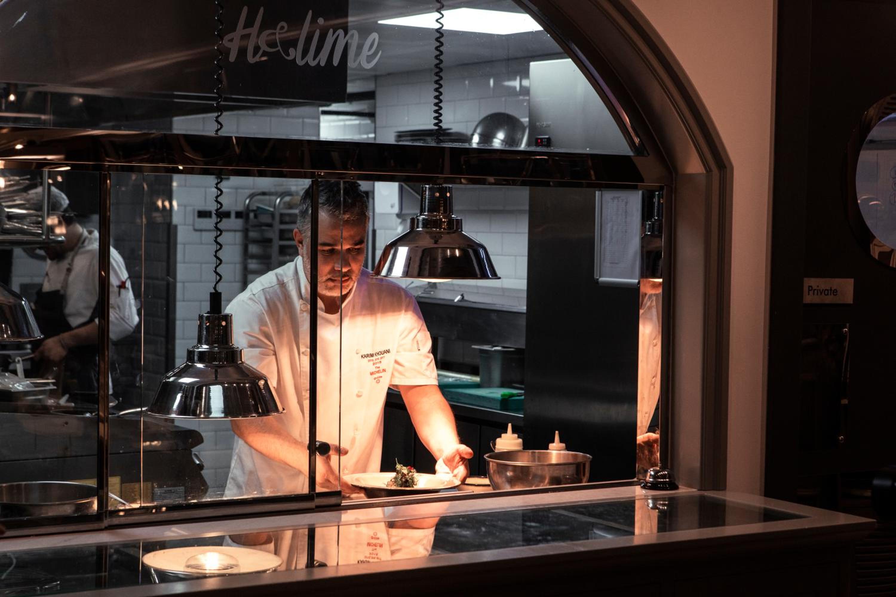 Stayso The House Otel - Image 9