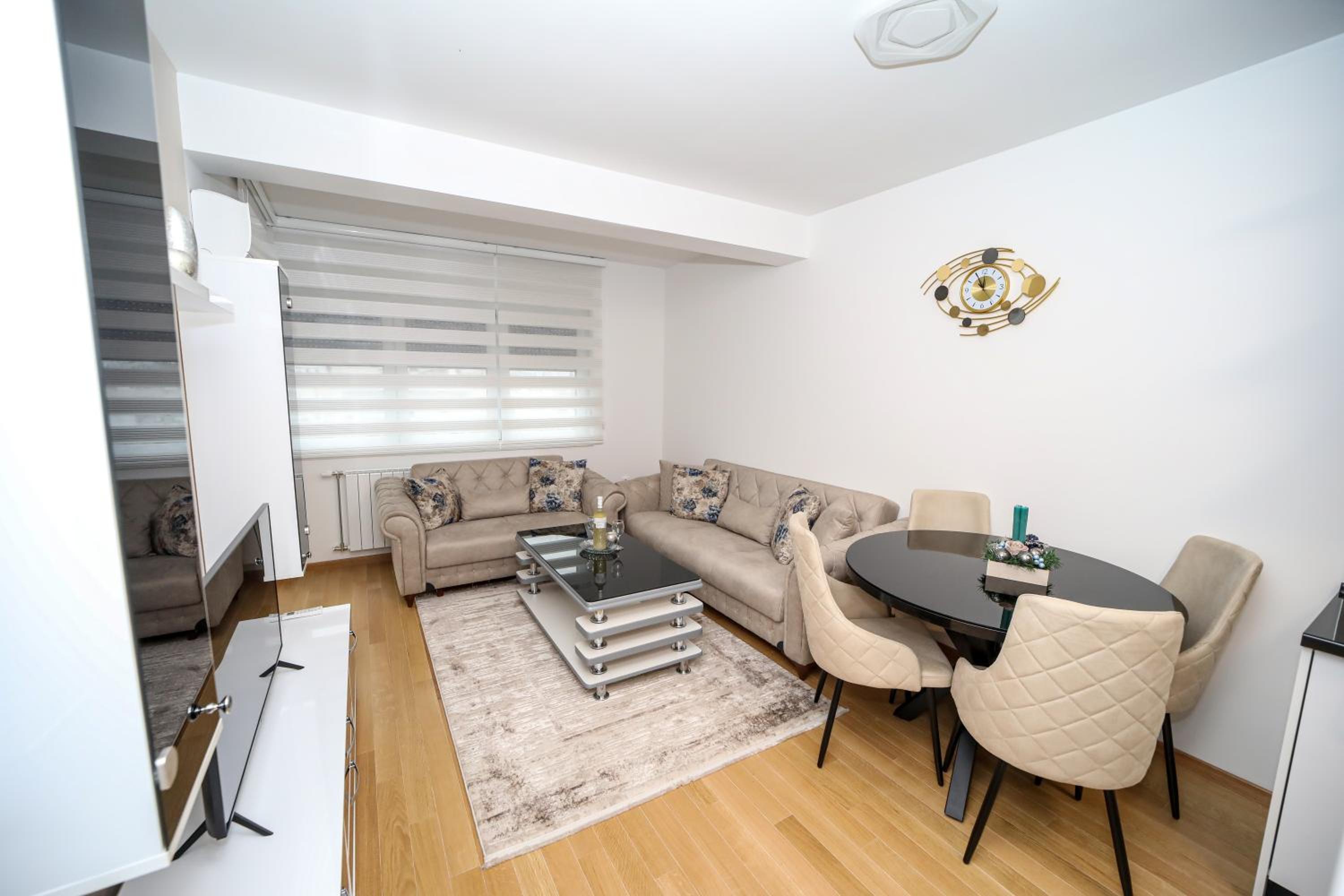 Apartman Venecija De Lux