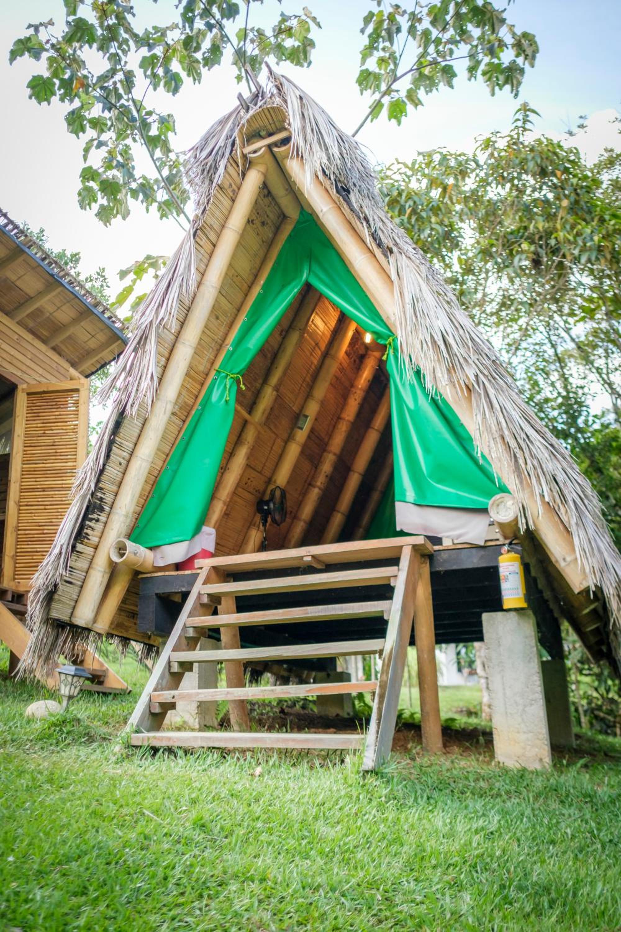 La Perla Negra Eco-Lodge & Hostel
