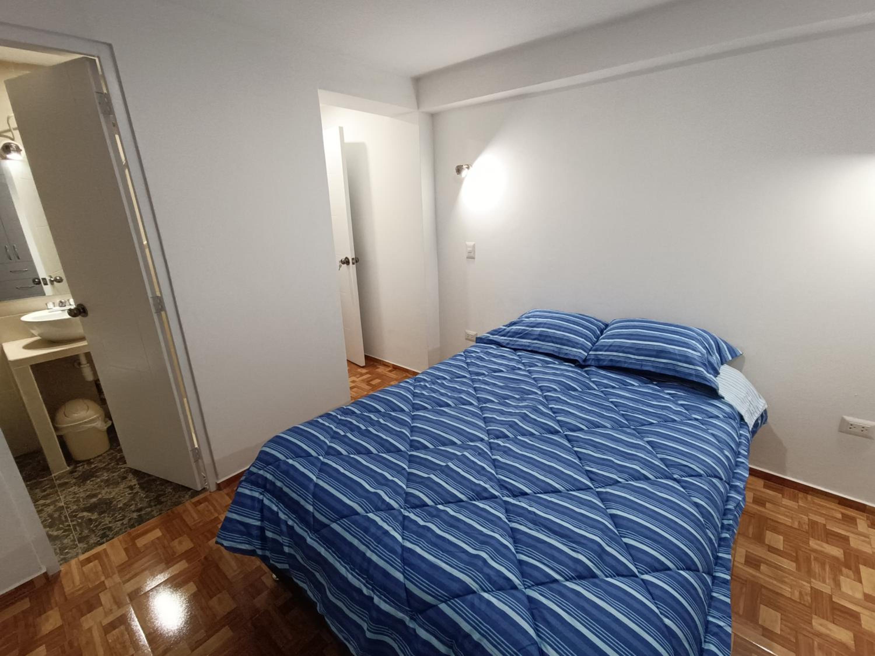 Photo 13