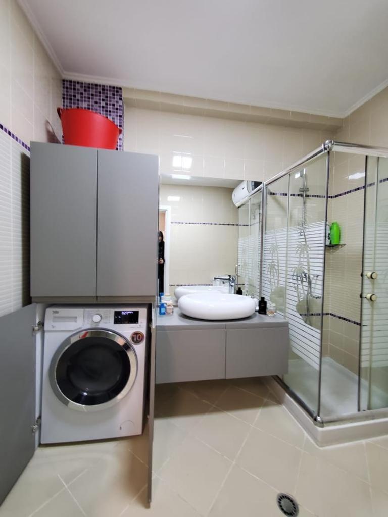 Helga’s Deluxe 3 Apartment