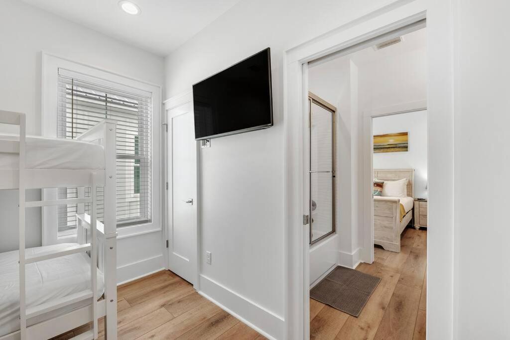 Amazing new house - steps away from beach! view 4