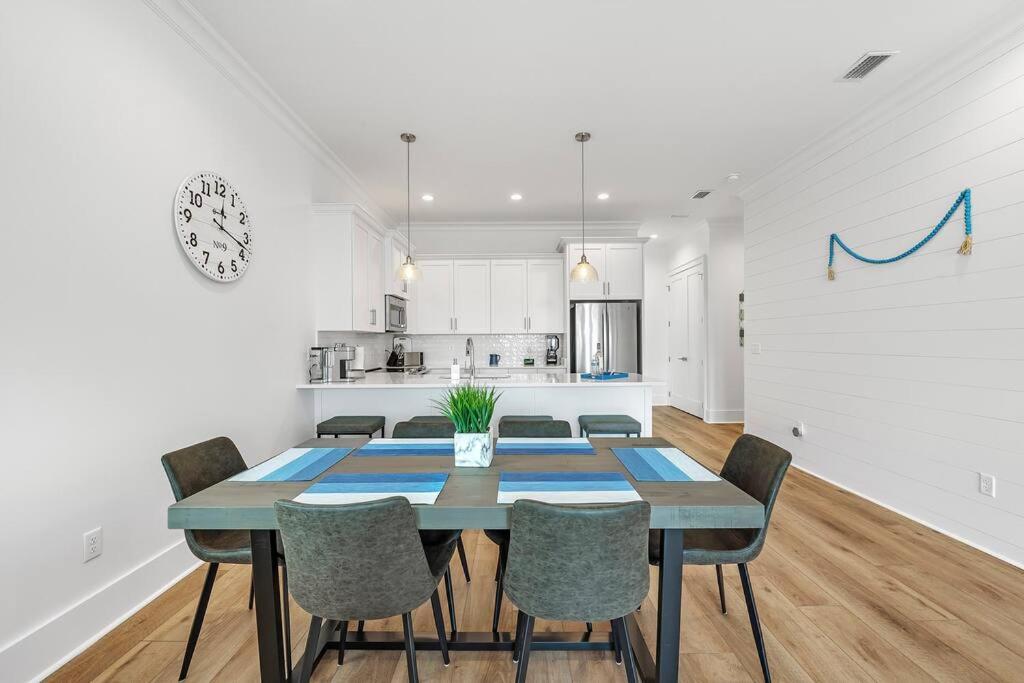 Amazing new house - steps away from beach! view 5