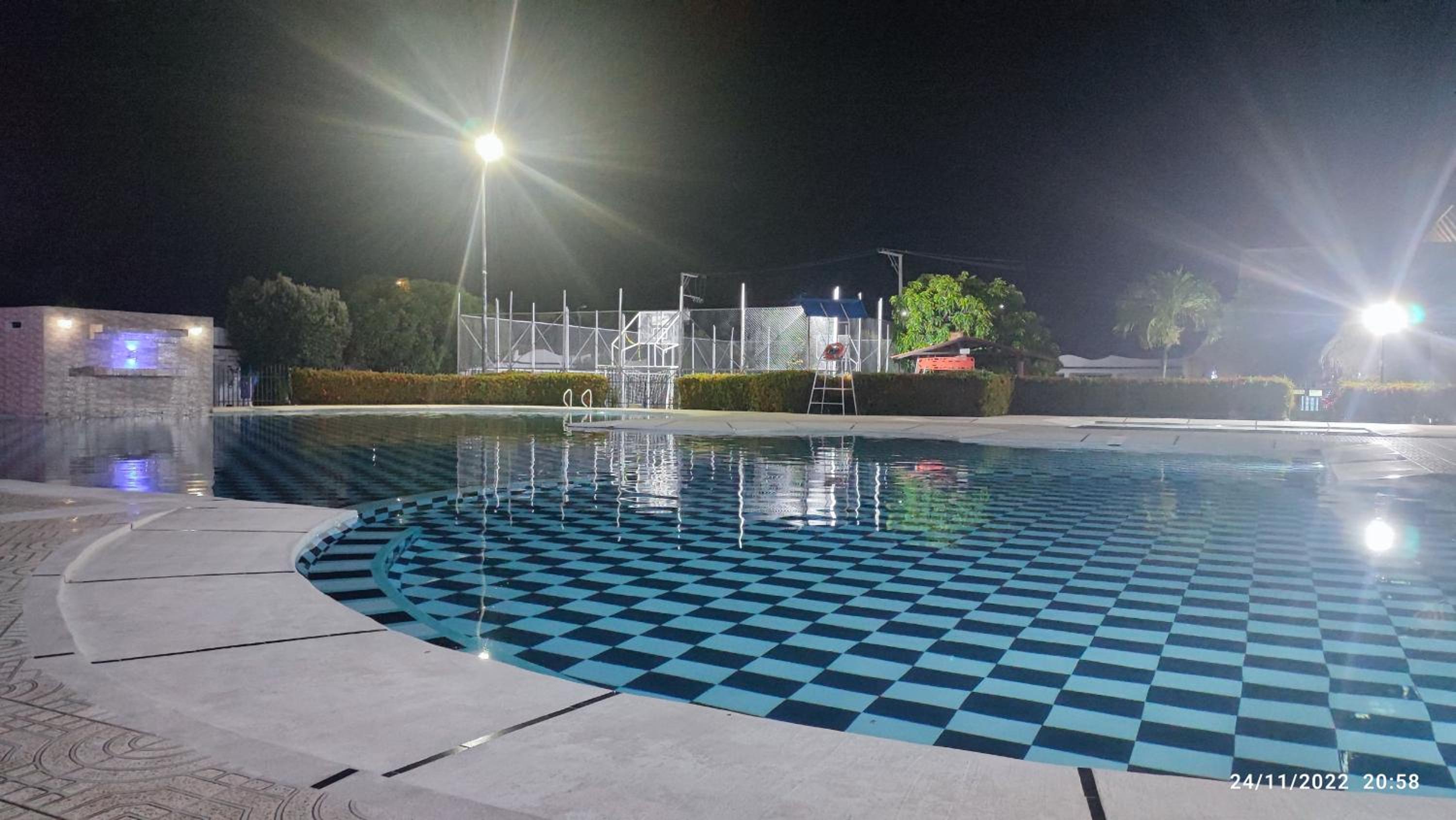 Agradable casa con piscina en tierra caliente