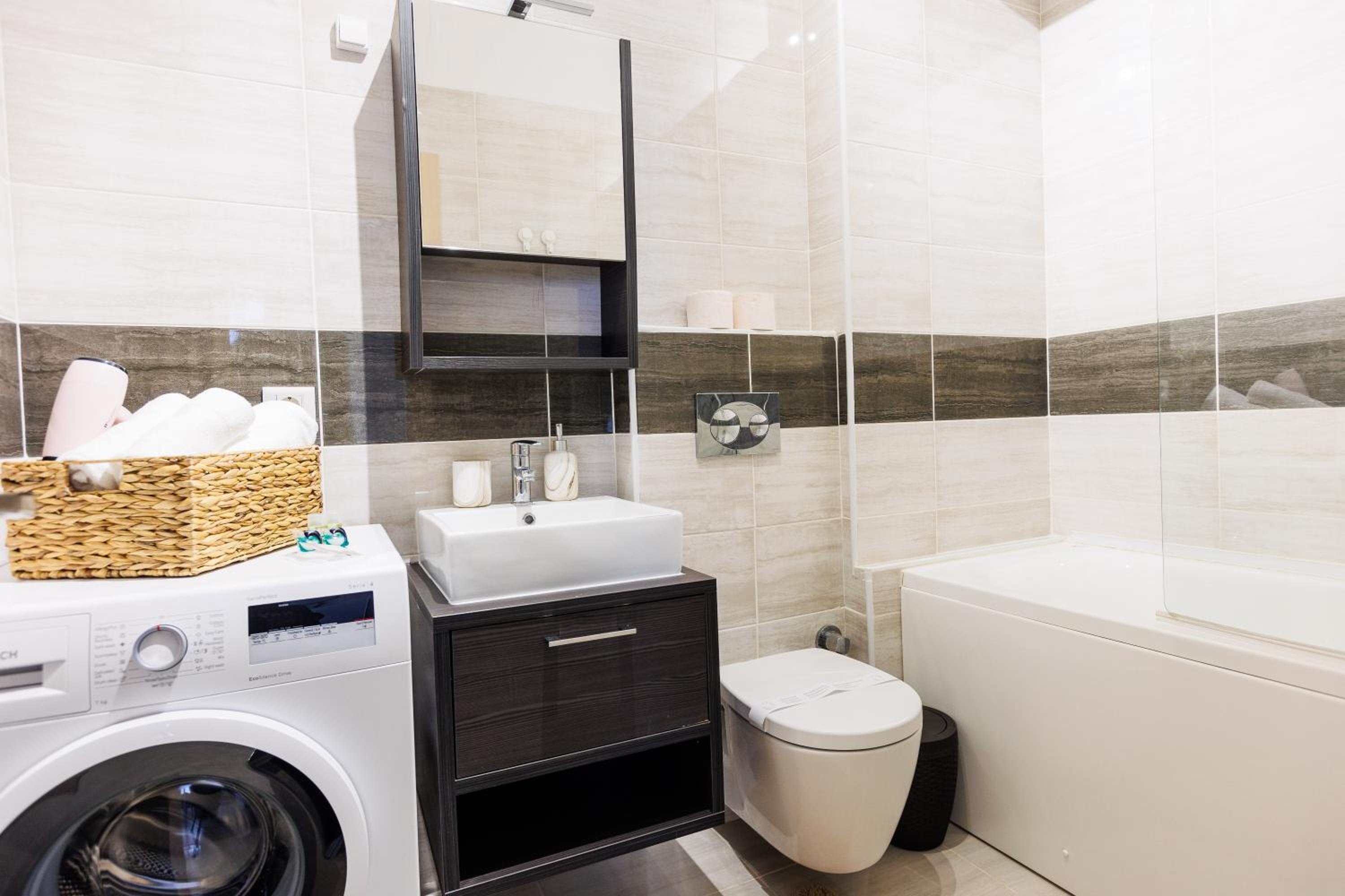 Touchdown Apartment near Bucharest Airport
