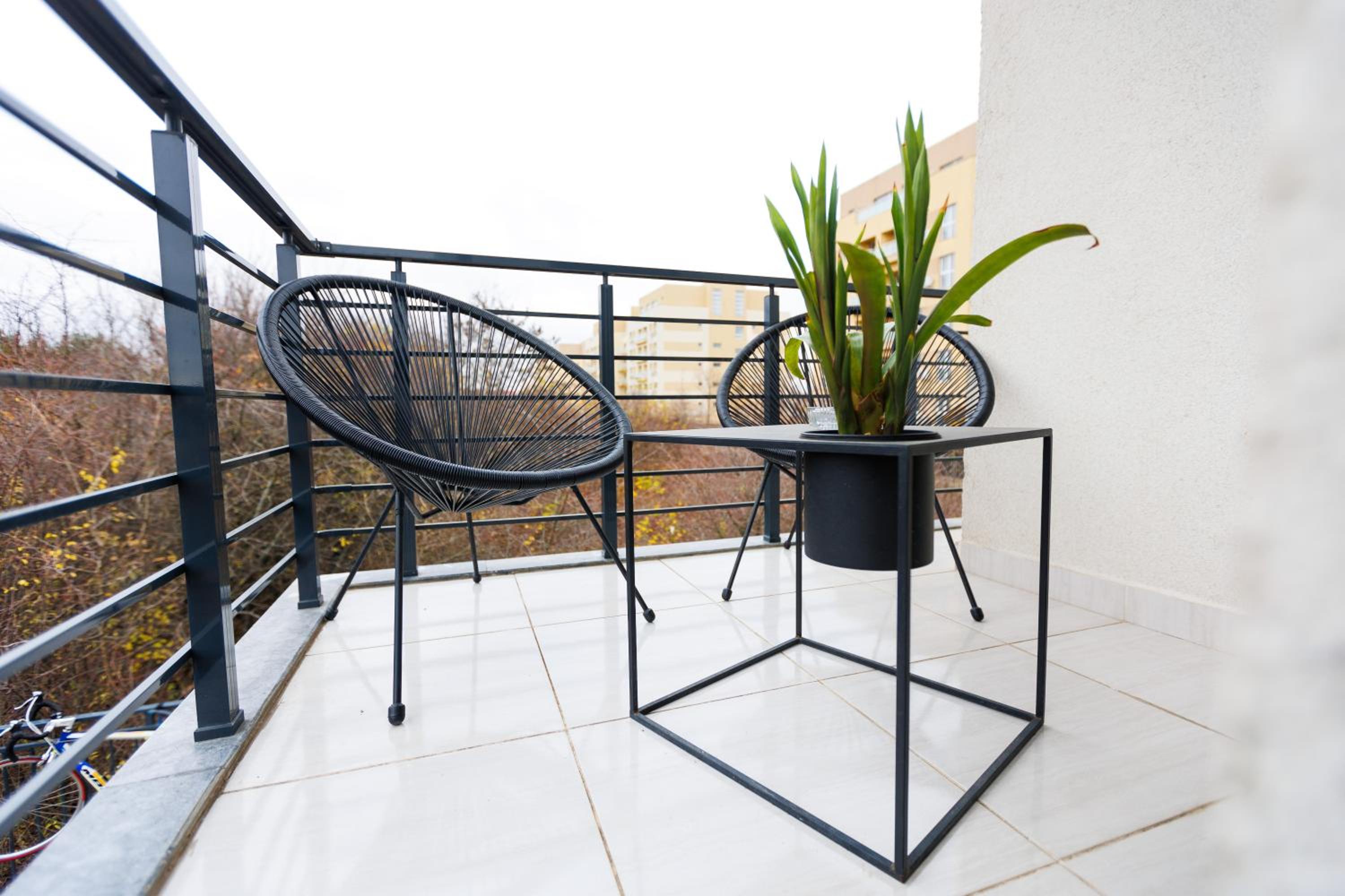 Touchdown Apartment near Bucharest Airport