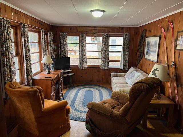 Red Tree Resort LLC view 4