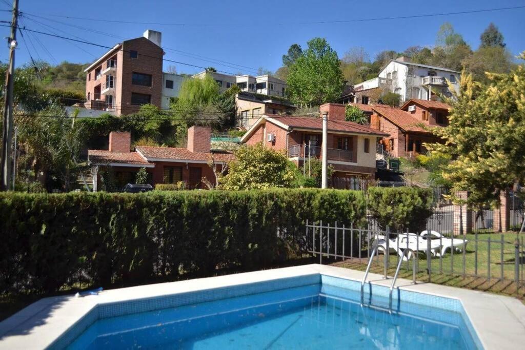 Chalet La Cerrateada 8 pers piscina en Carlos Paz