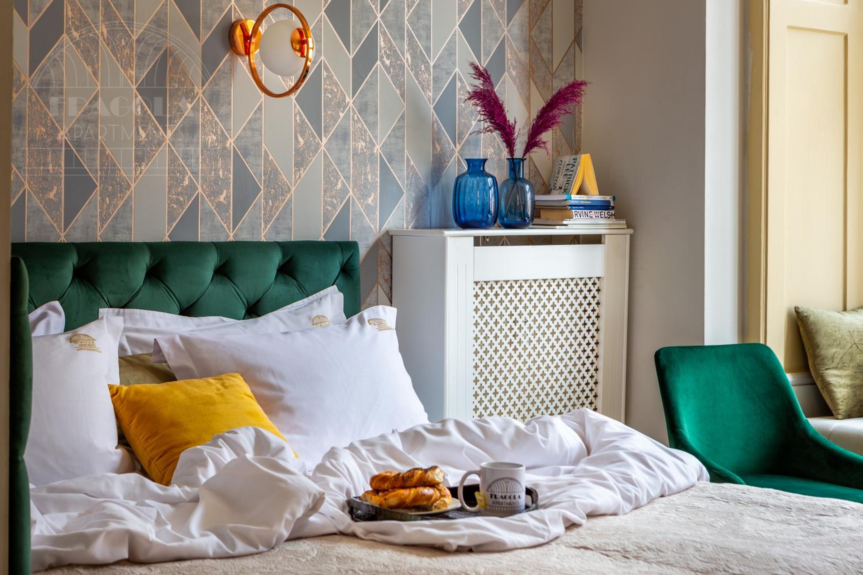 Feniks Fragola Apartments