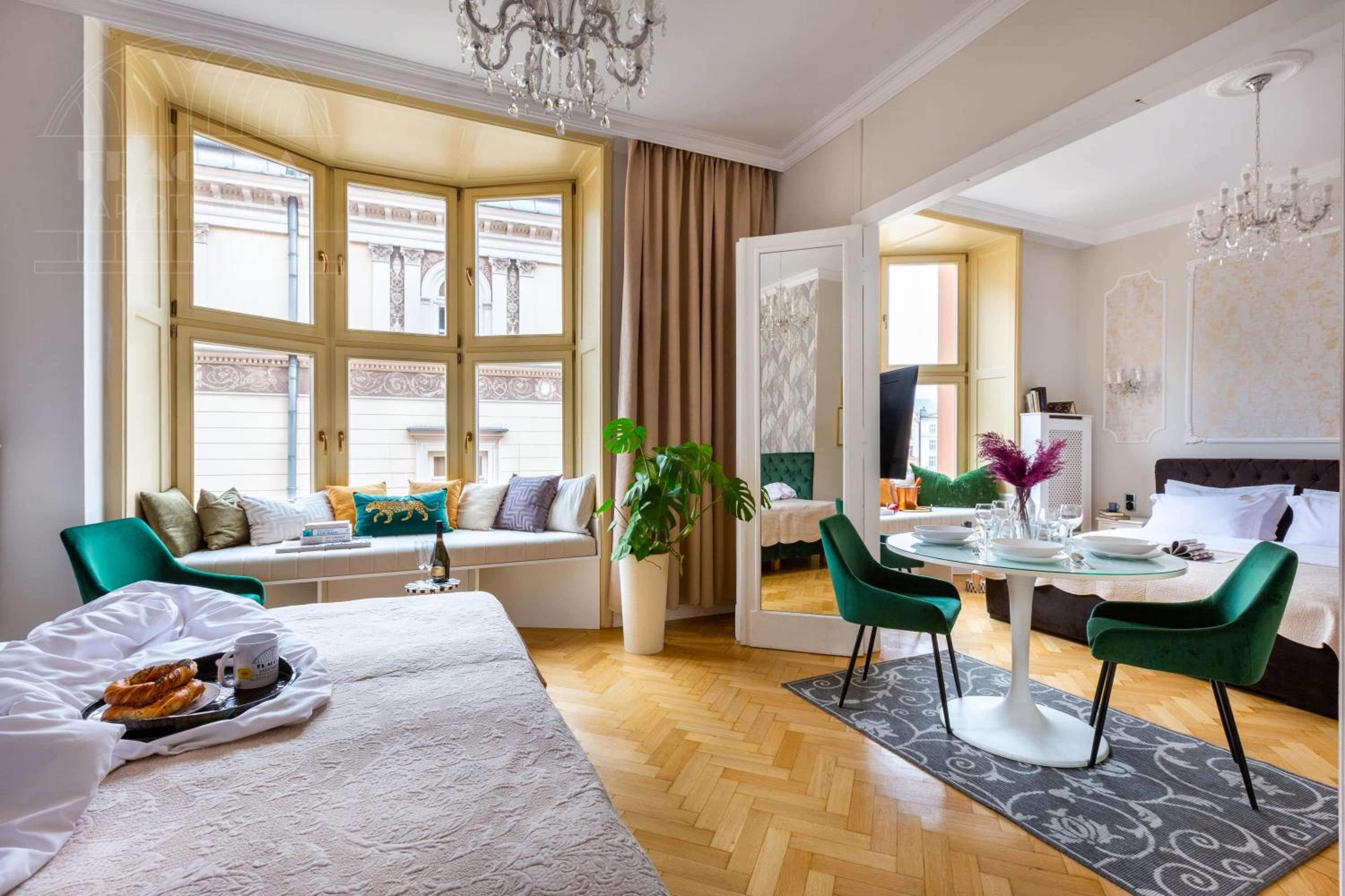 Feniks Fragola Apartments