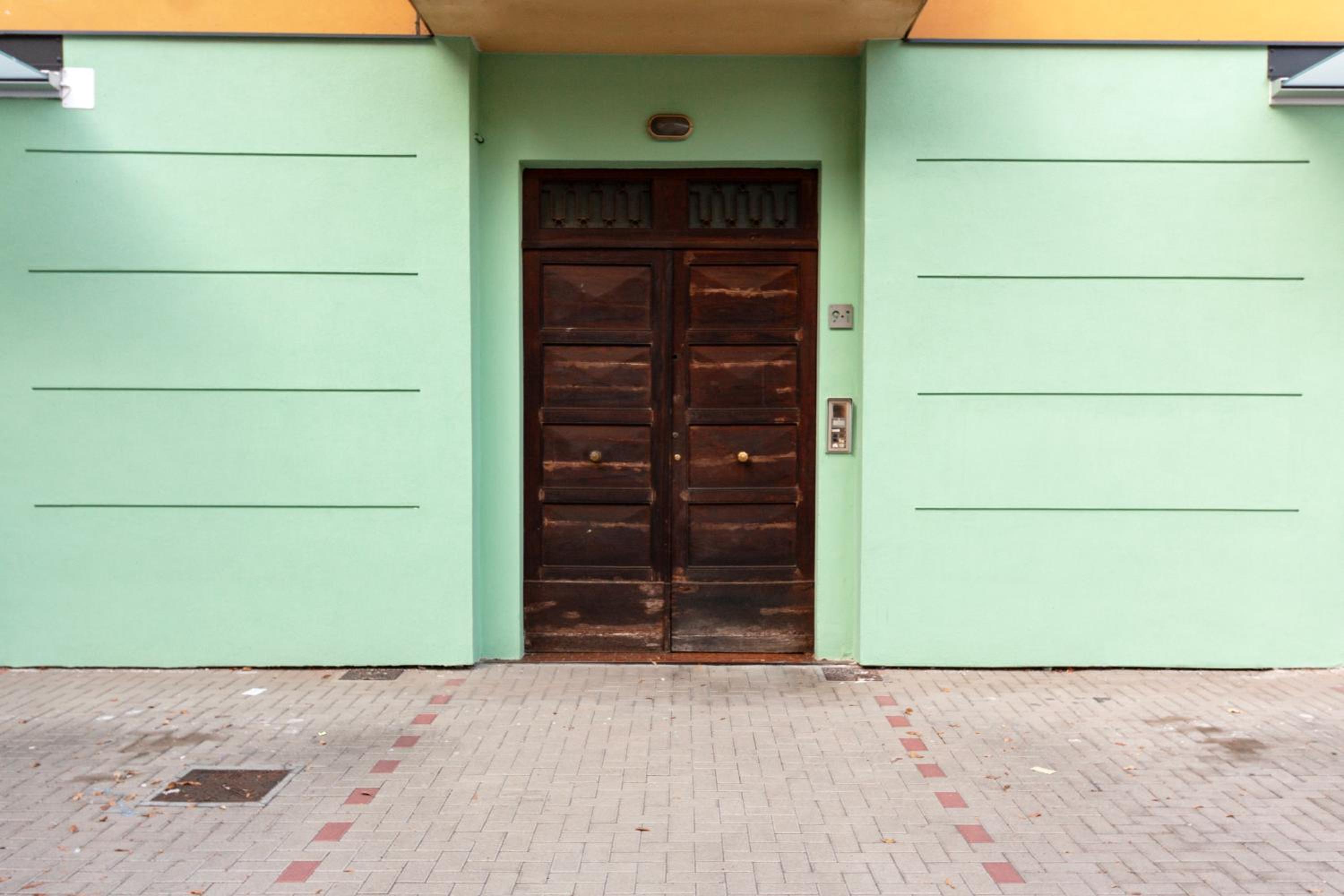 Shakira Apartments