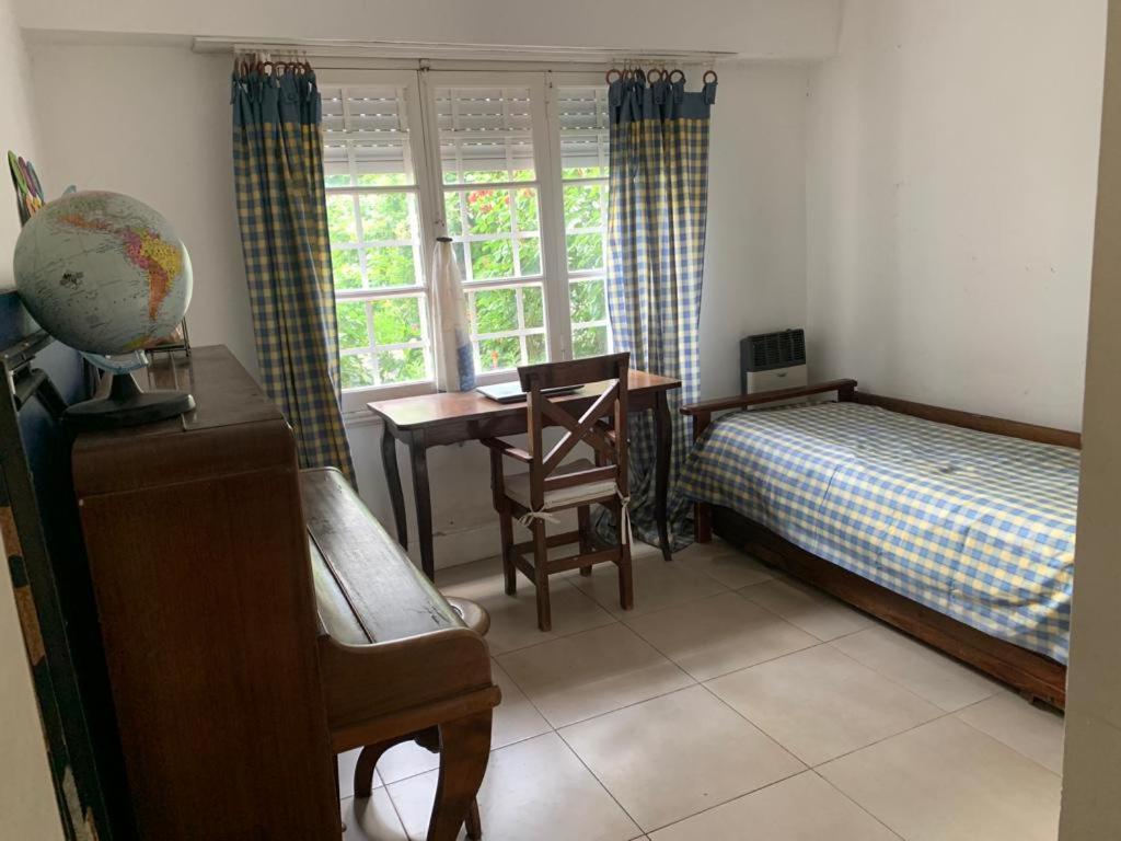 Casa grande con pileta zona B. los Troncos/Playa chica