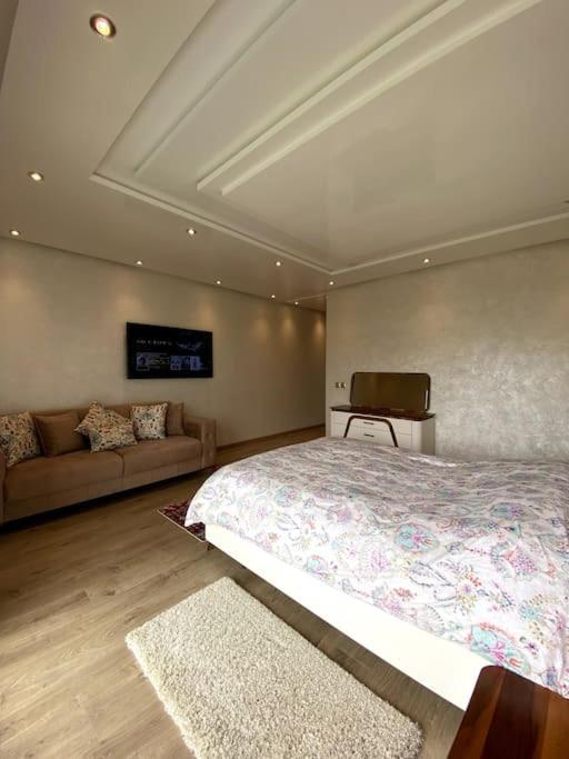 Modern 3 Bedroom Villa Casablanca view 2