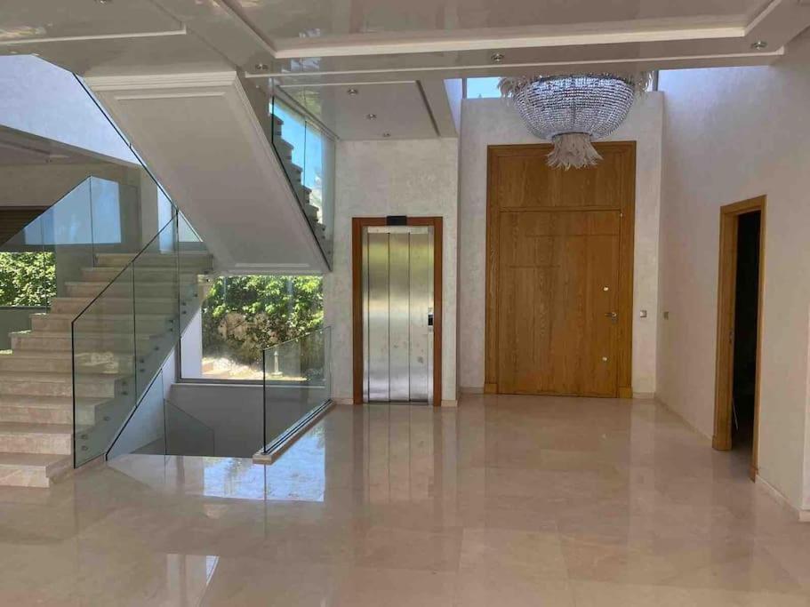 Modern 3 Bedroom Villa Casablanca view 3