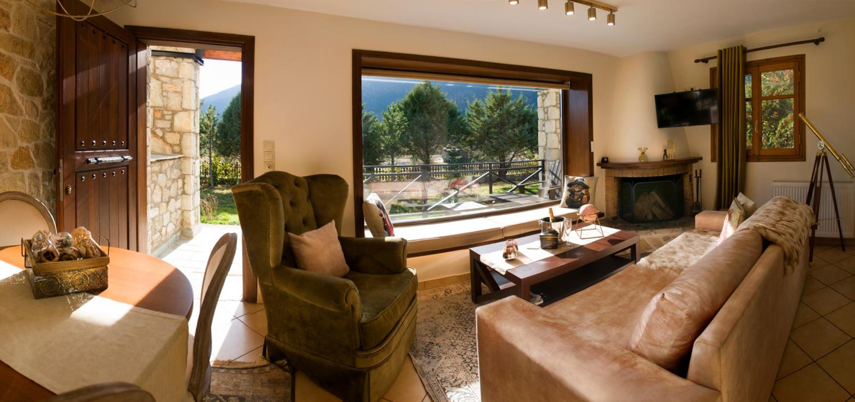 Parnassos Chalets