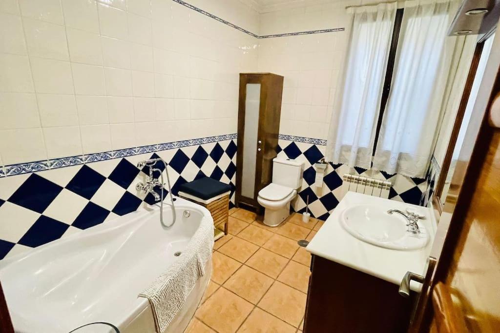 Amplio piso en centro histórico.