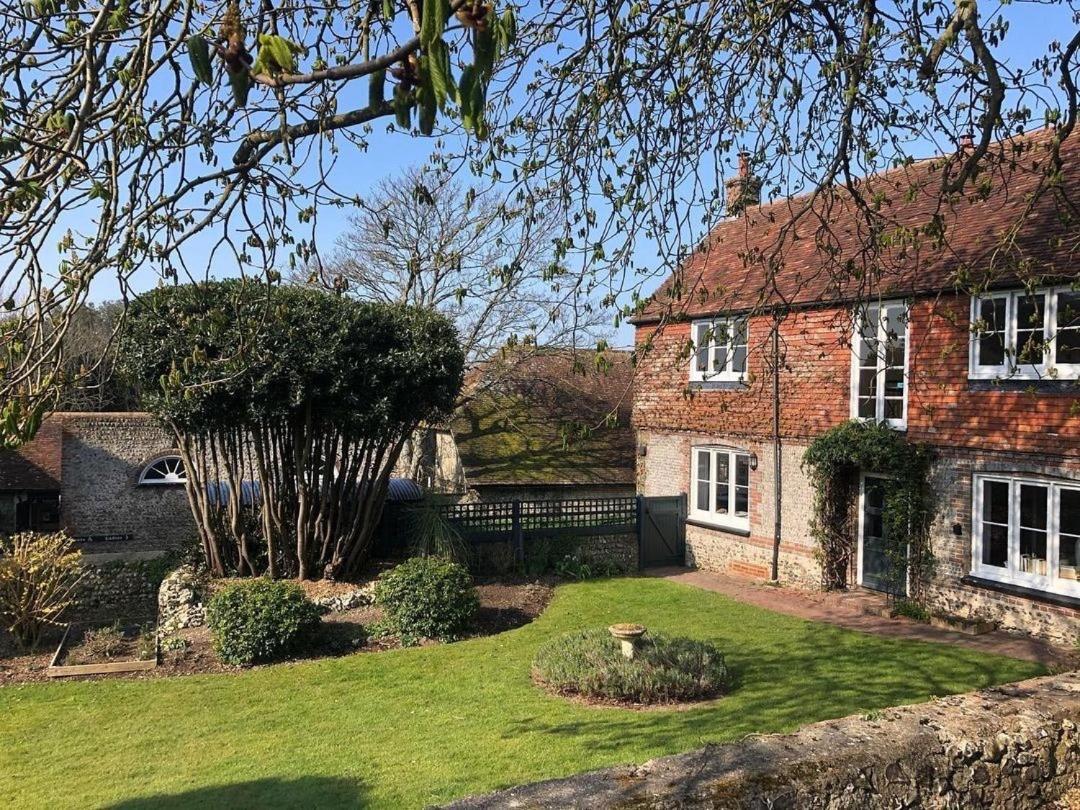 Saltmarsh Farmhouse