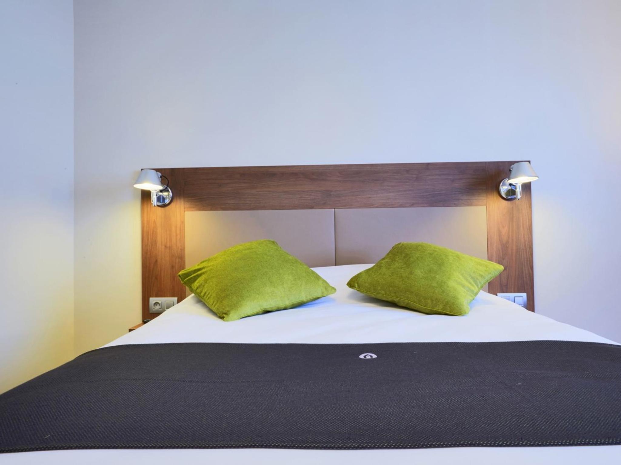 Merignac Vacations - Campanile Bordeaux Ouest - Merignac Aeroport - Property Image 1