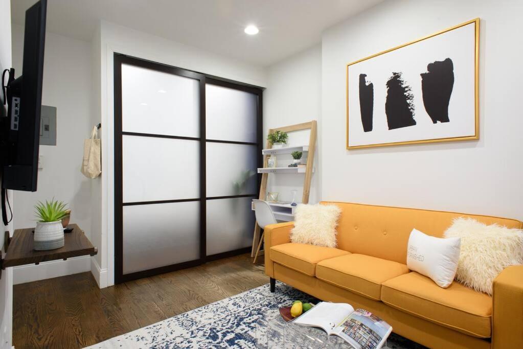 69-2A PRIME Lower East Side 1br Apt Brand New