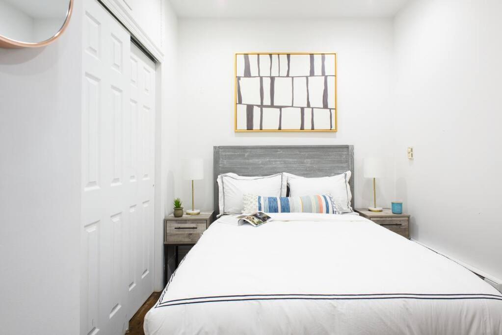 69-2A PRIME Lower East Side 1br Apt Brand New