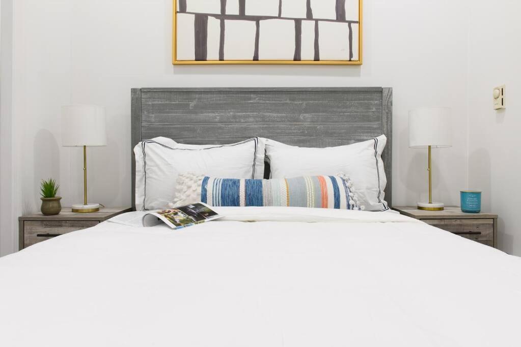 69-2A PRIME Lower East Side 1br Apt Brand New