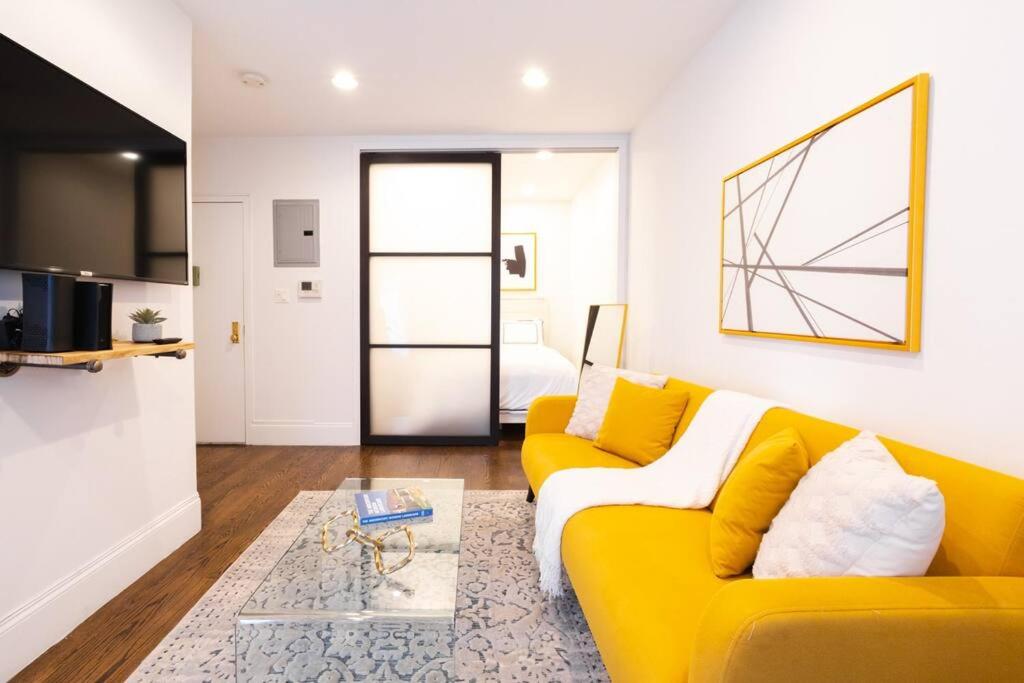 69-3C Stylish Lower East East 1br Apt BRAND NEW