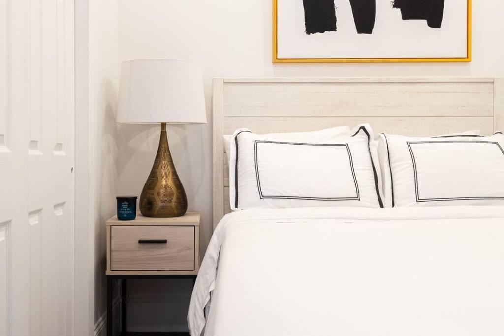 69-3C Stylish Lower East East 1br Apt BRAND NEW