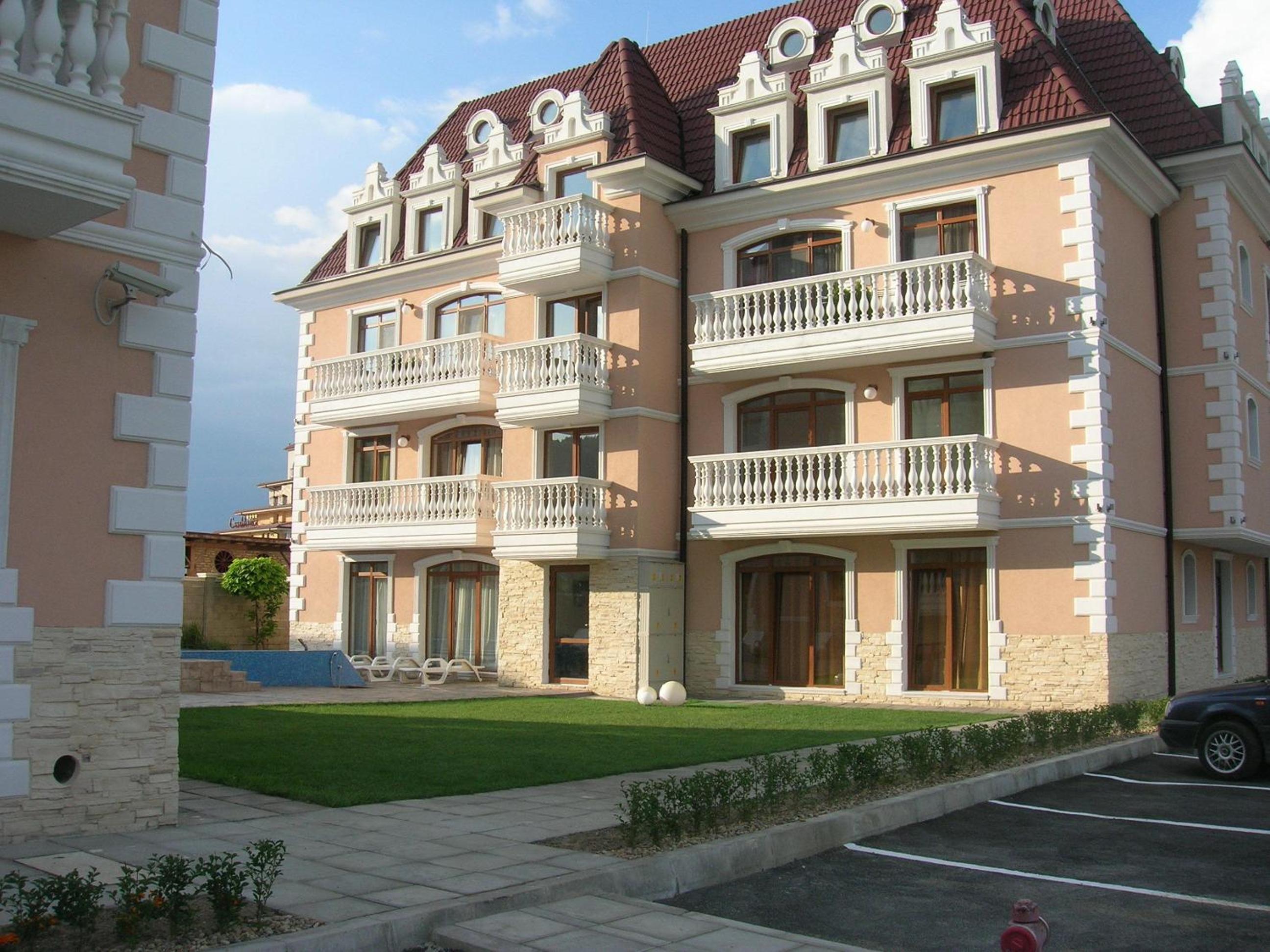Hotel Guest House Aristokrat - Image 1