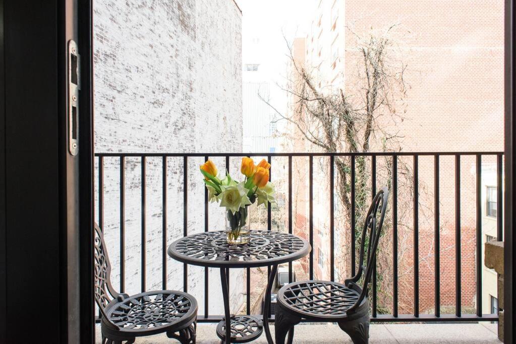 809-4B Studio Balcony W D Prime location