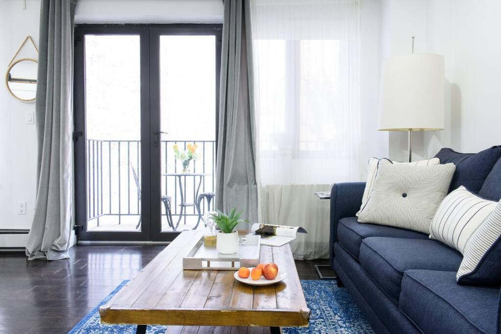 809-4B Studio Balcony W D Prime location