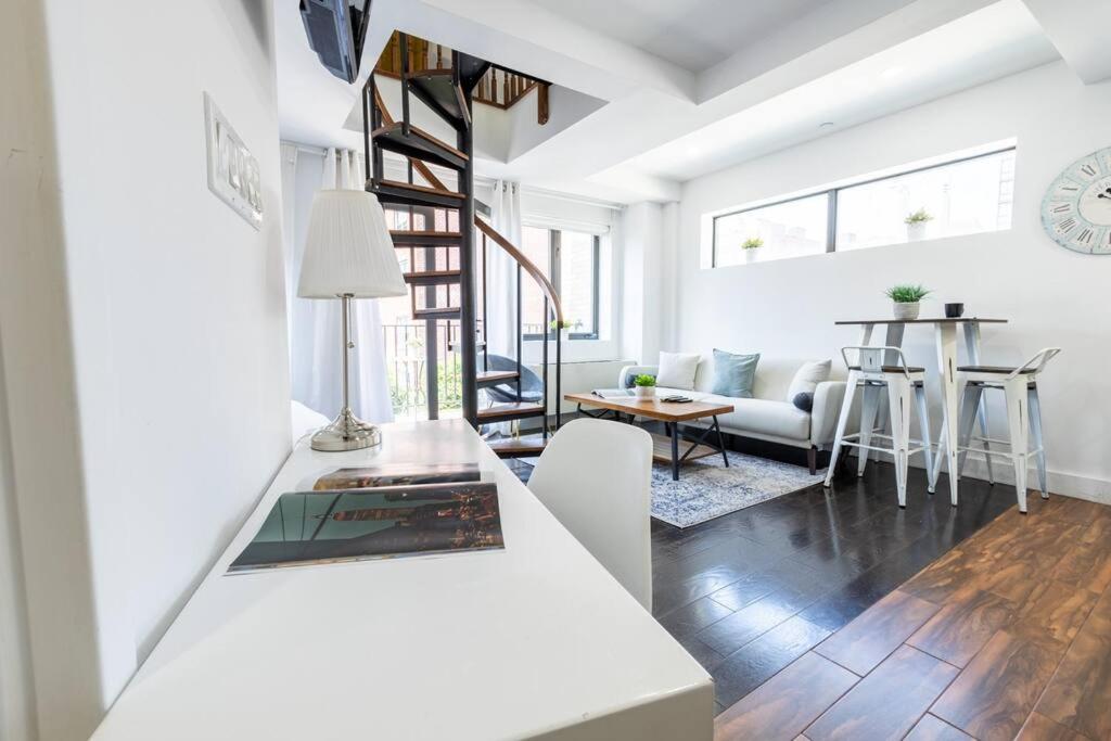 809-6B 2BR Duplex Breathtaking Views Beauty
