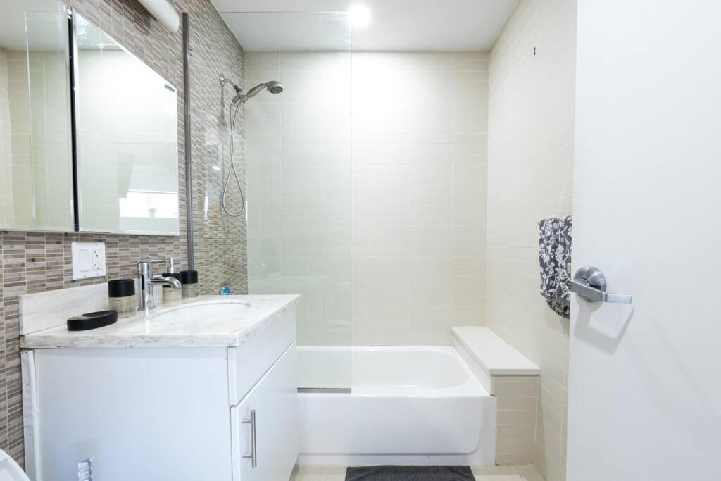 809-6B 2BR Duplex Breathtaking Views Beauty