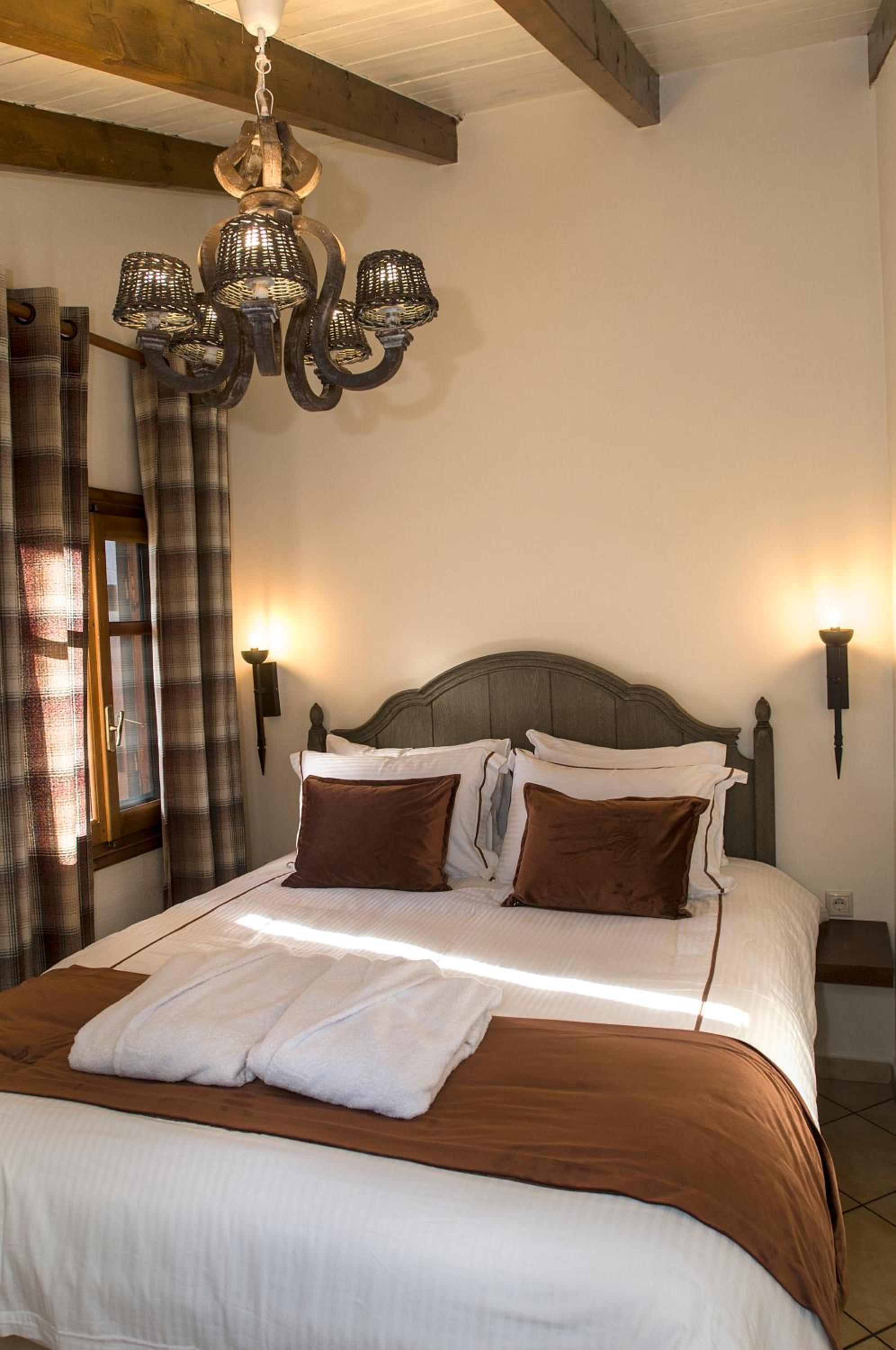 Parnassos Chalets