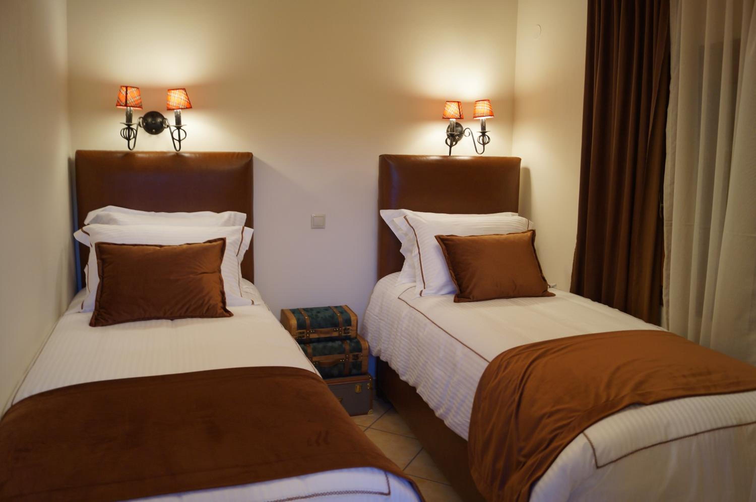 Parnassos Chalets