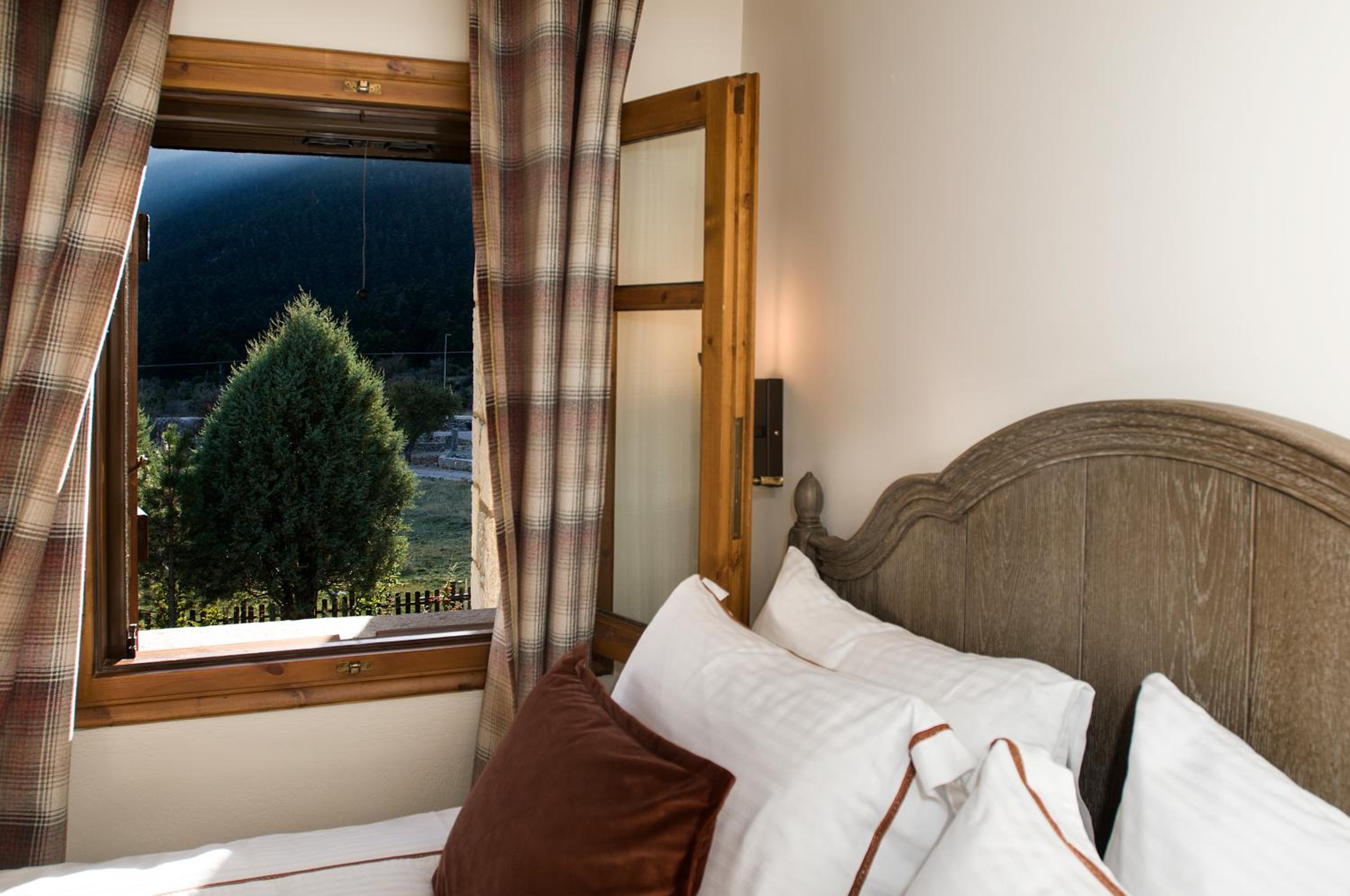 Parnassos Chalets