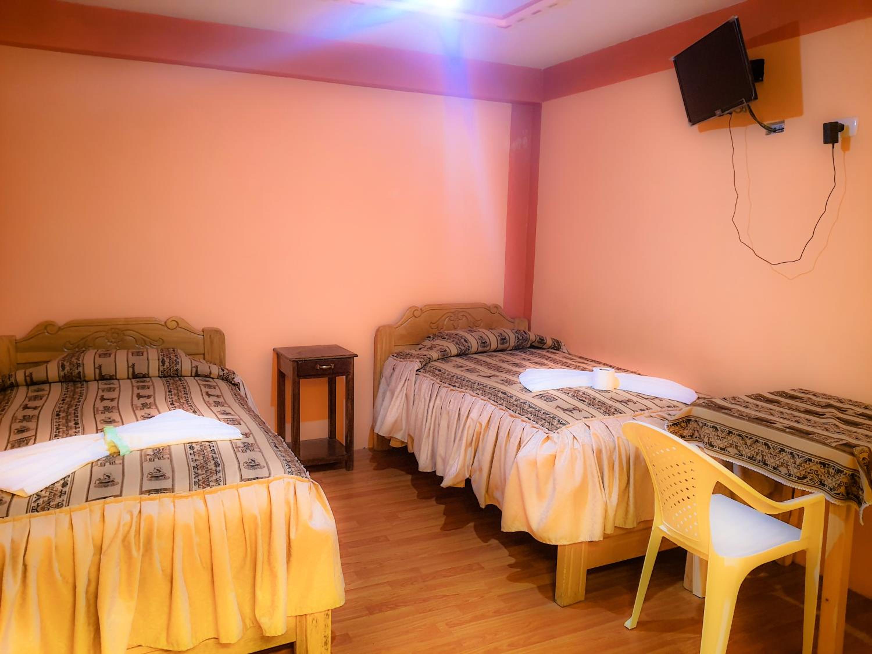 HOSTAL Luz YHOBIMAR