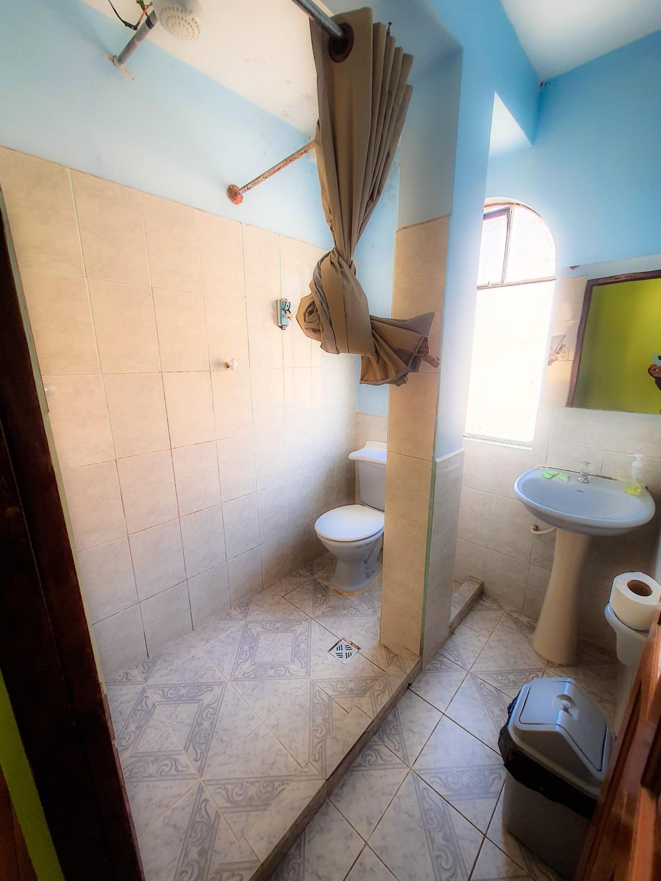HOSTAL Luz YHOBIMAR