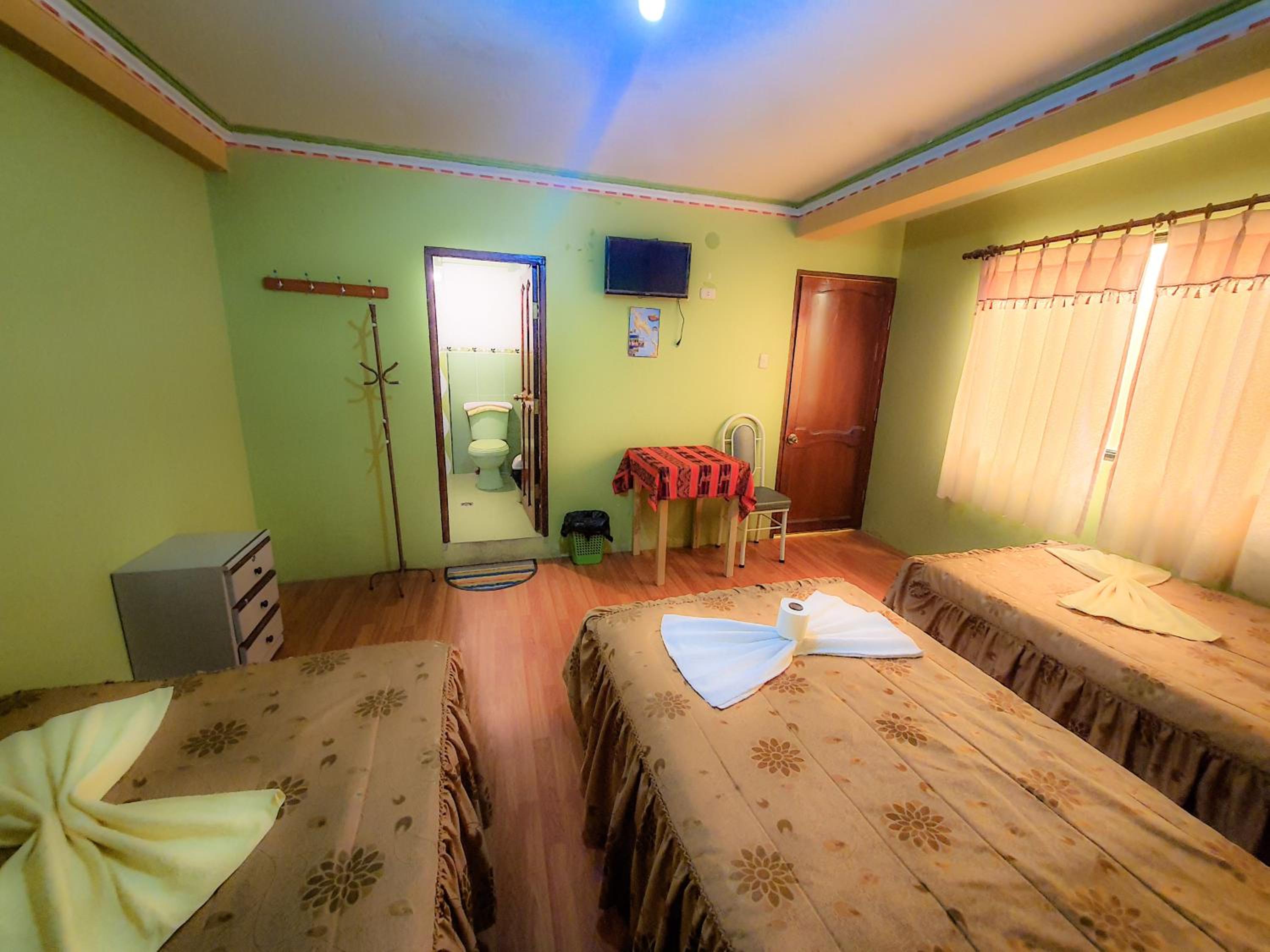 HOSTAL Luz YHOBIMAR