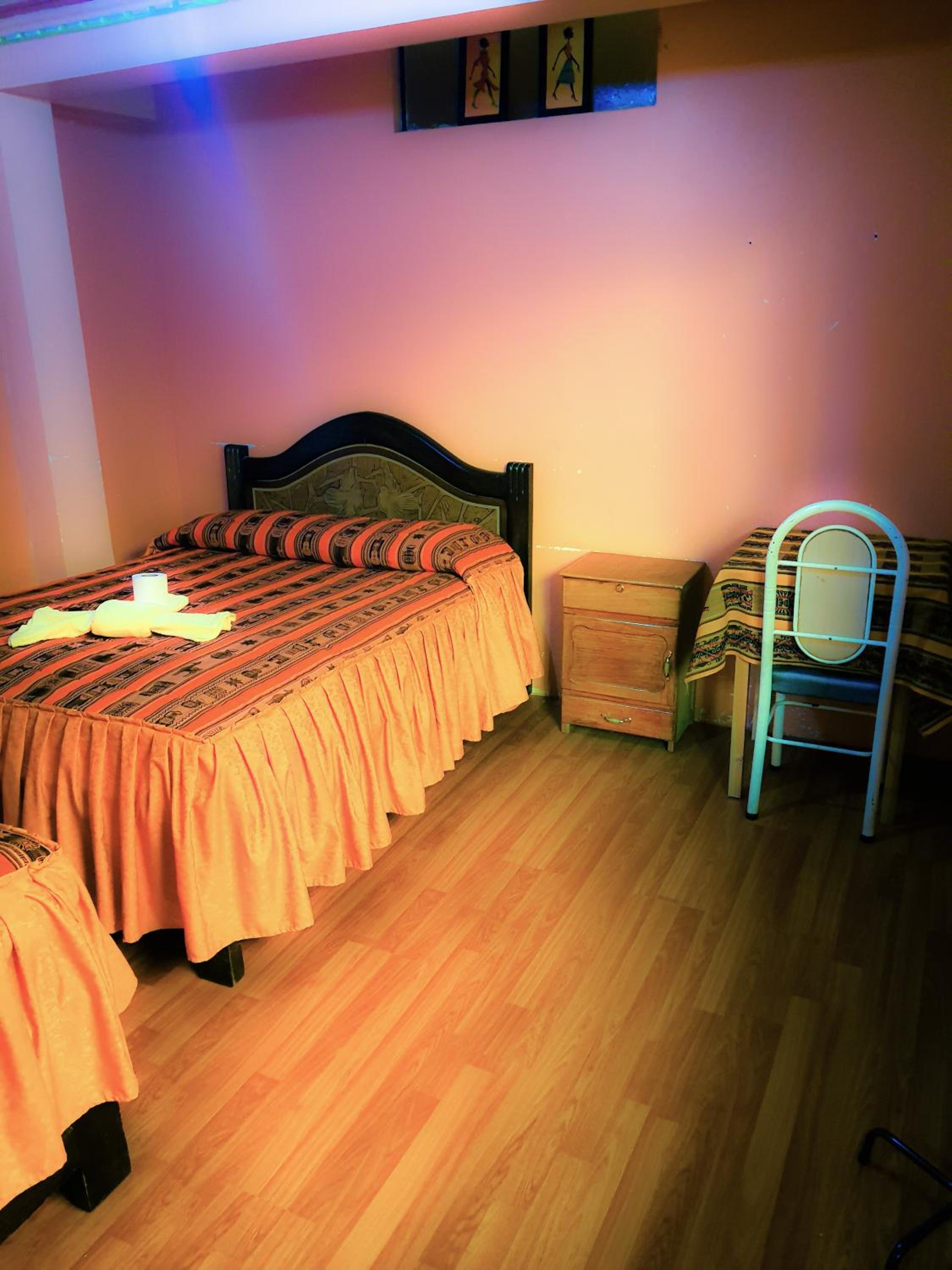 HOSTAL Luz YHOBIMAR